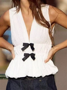 قمة peplum بلا أكمام أنيقة